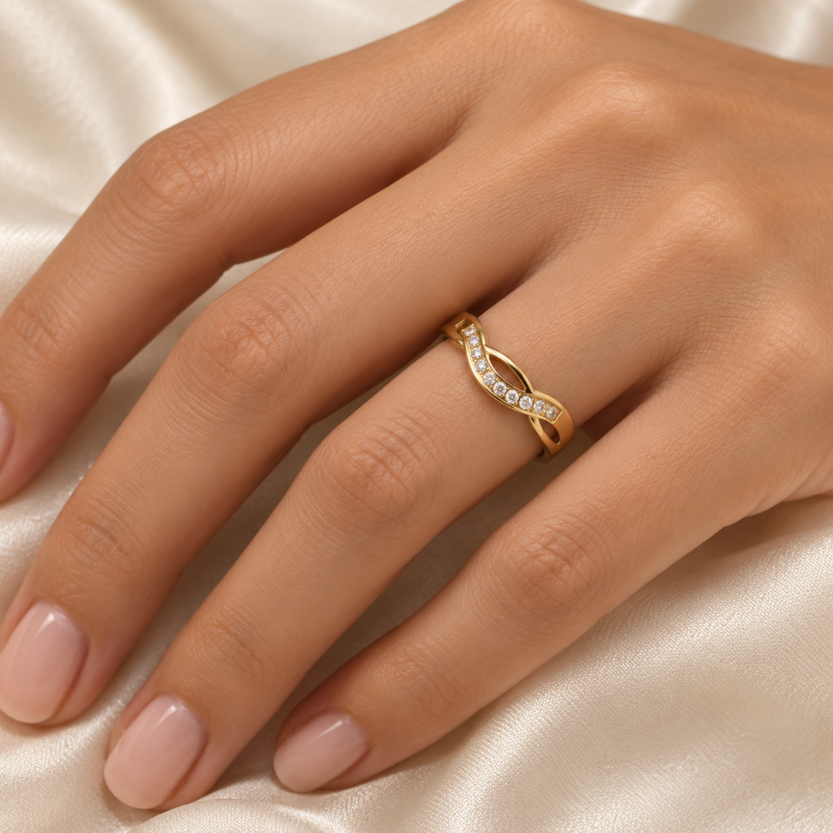 Gold Crossover Wave Zircon Ring